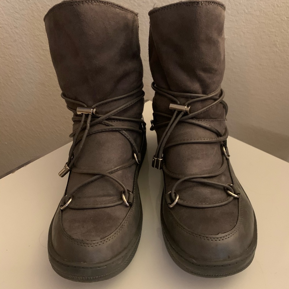 COPY - Grey Winter Booties